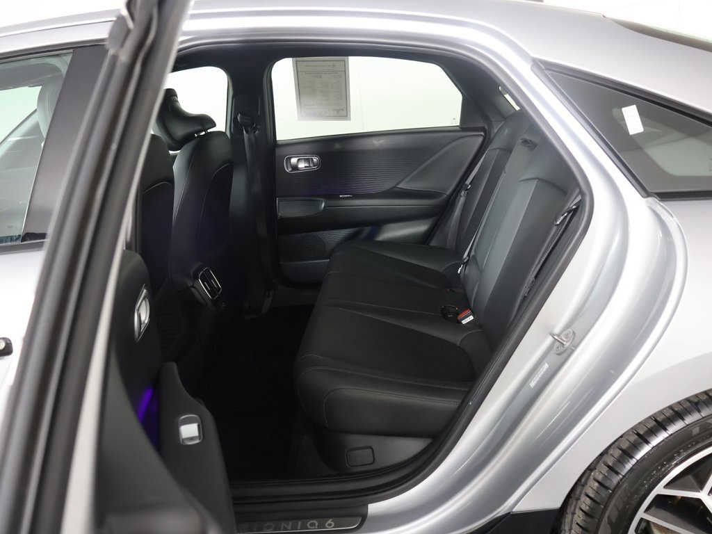 Used 2023 Hyundai Ioniq 6 Limited image 35