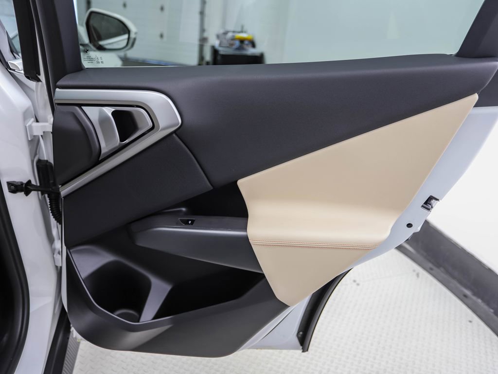 Used 2026 BMW X3 xDrive30 w/ Convenience Package image 26