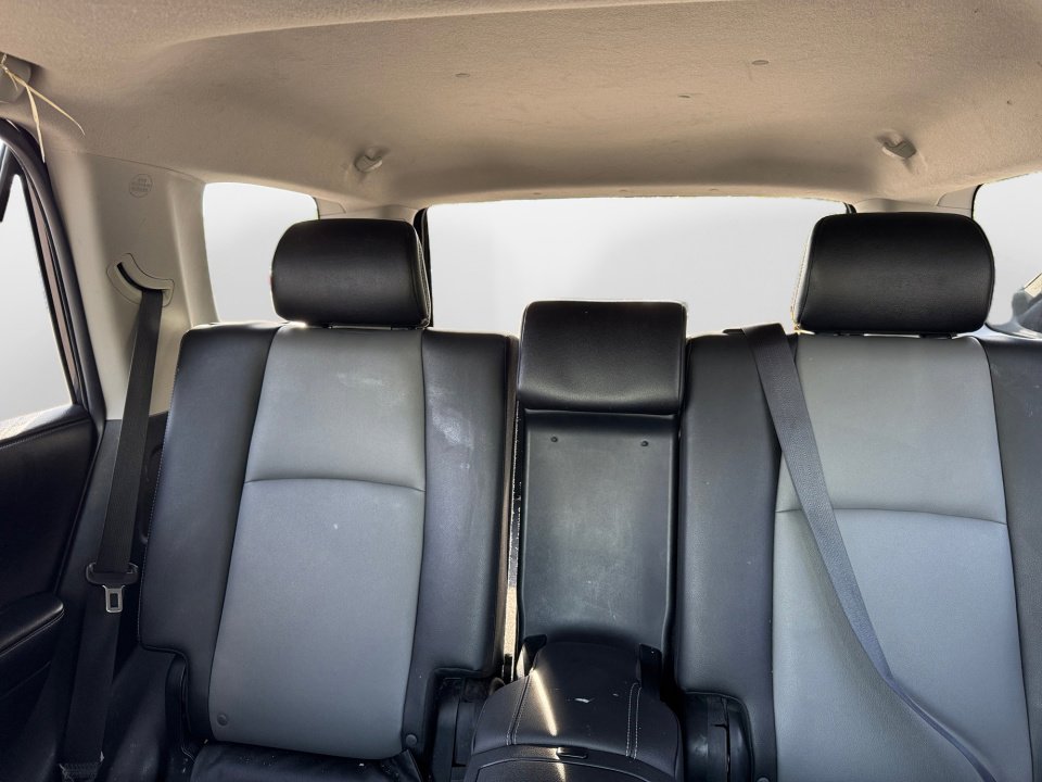 Used 2016 Toyota 4Runner SR5 Premium RWD image 12