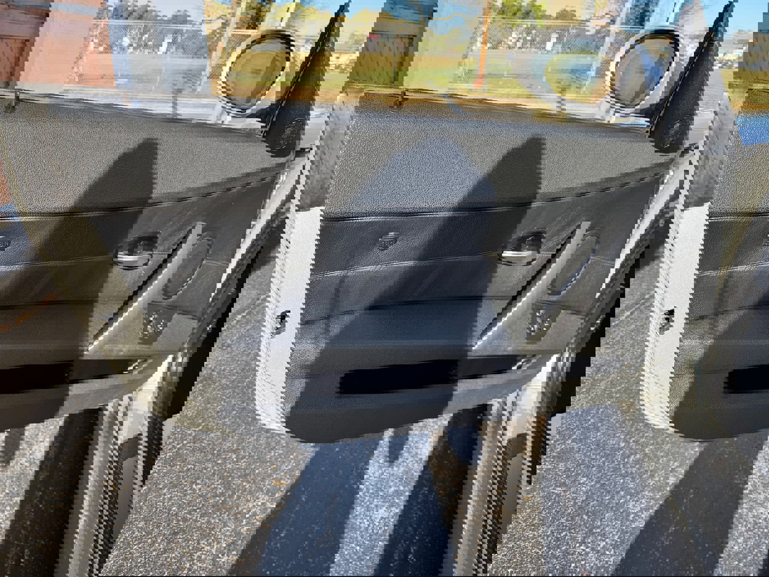 Used 2006 BMW Z4 3.0i image 6