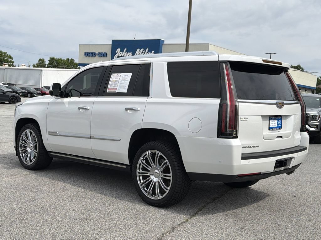 Used 2020 Cadillac Escalade Premium Luxury AWD/4WD image 22