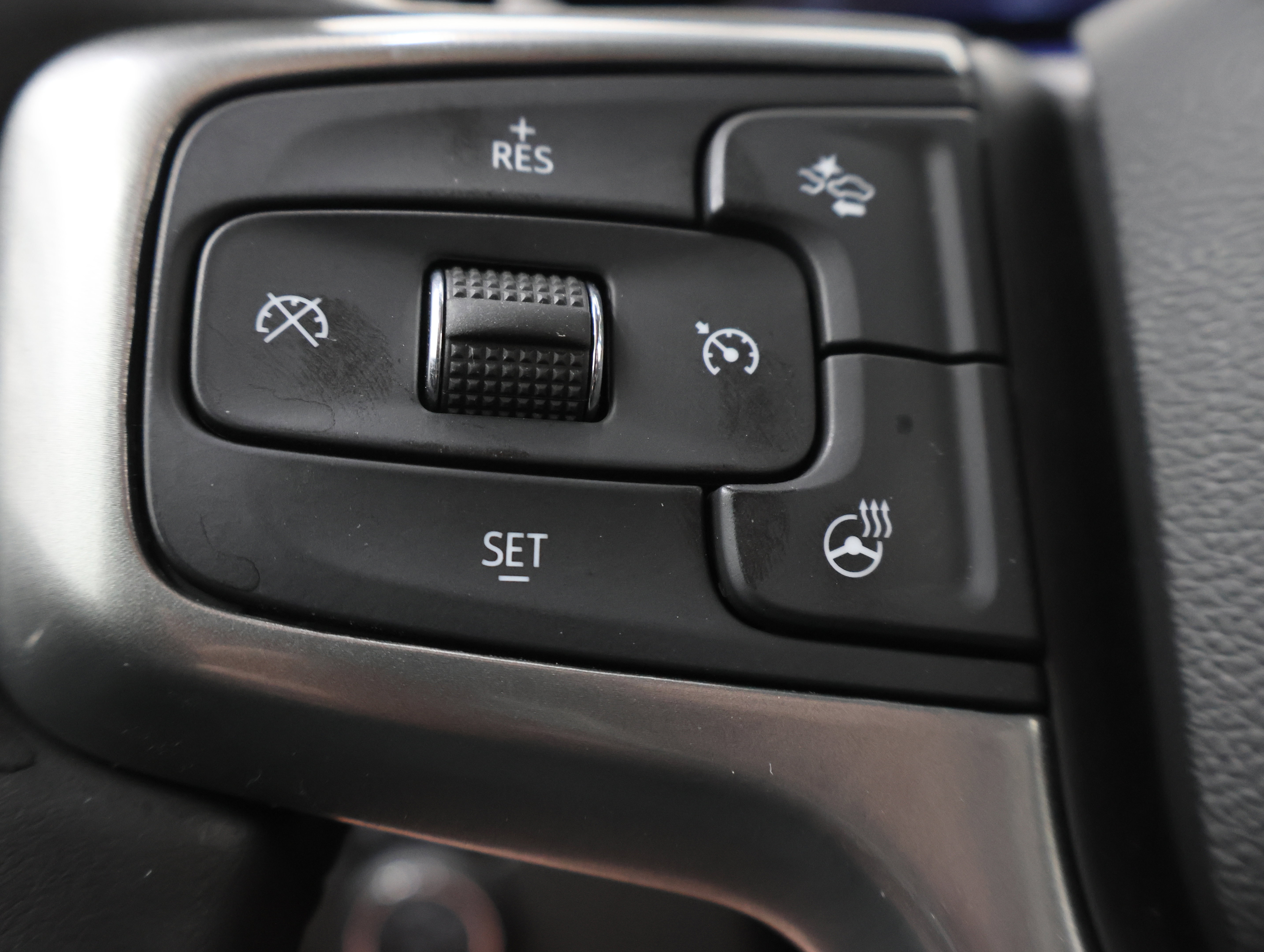 Used 2023 Chevrolet Silverado 1500 RST AWD/4WD image 14