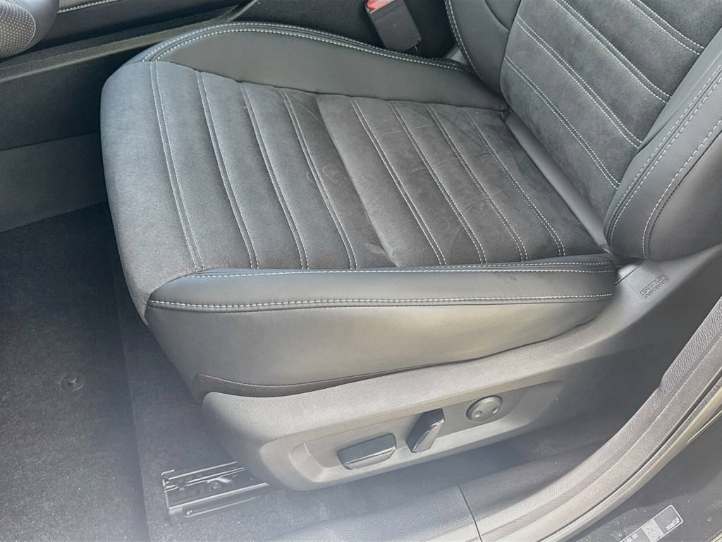 New 2026 Mitsubishi Outlander LE FWD image 20