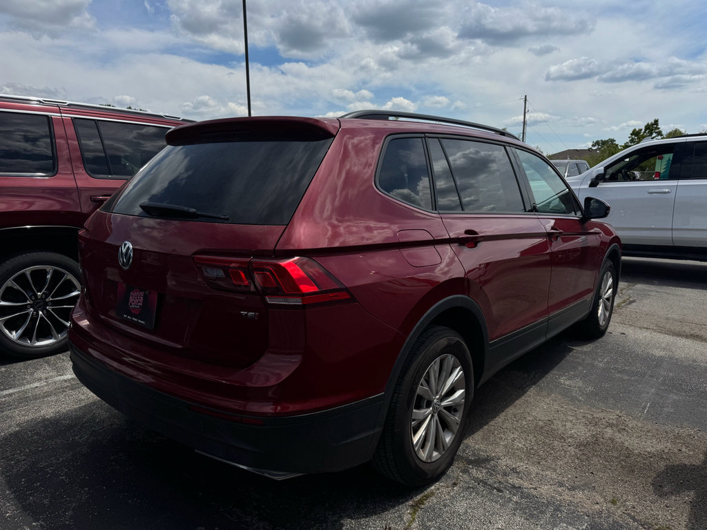 Used 2018 Volkswagen Tiguan S FWD image 2