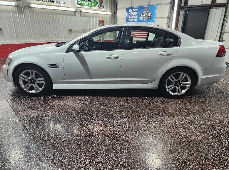 Used 2009 Pontiac G8 w/ Premium Package image 4