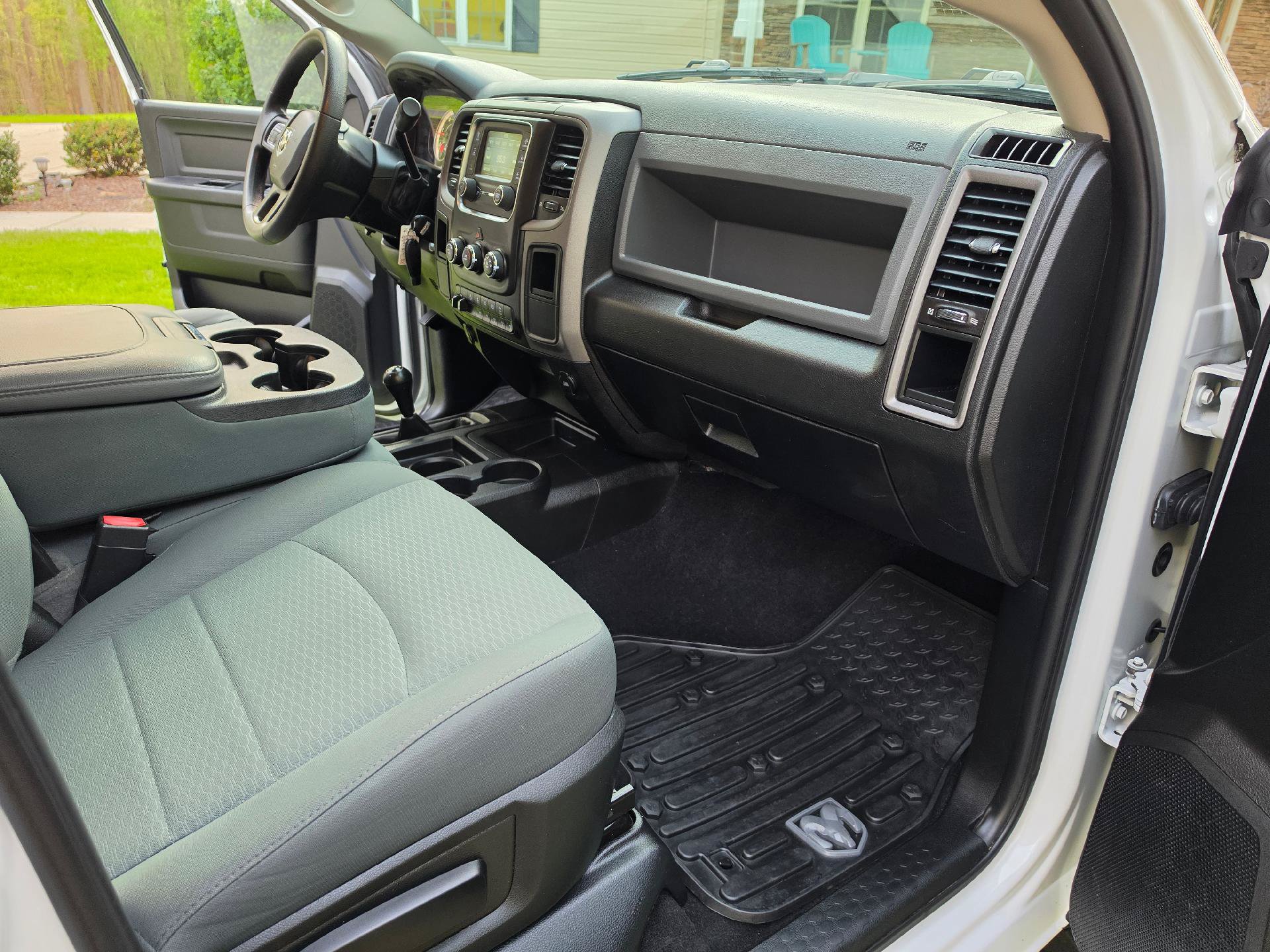 Used 2018 RAM 2500 Tradesman w/ Chrome Appearance Group AWD/4WD image 12