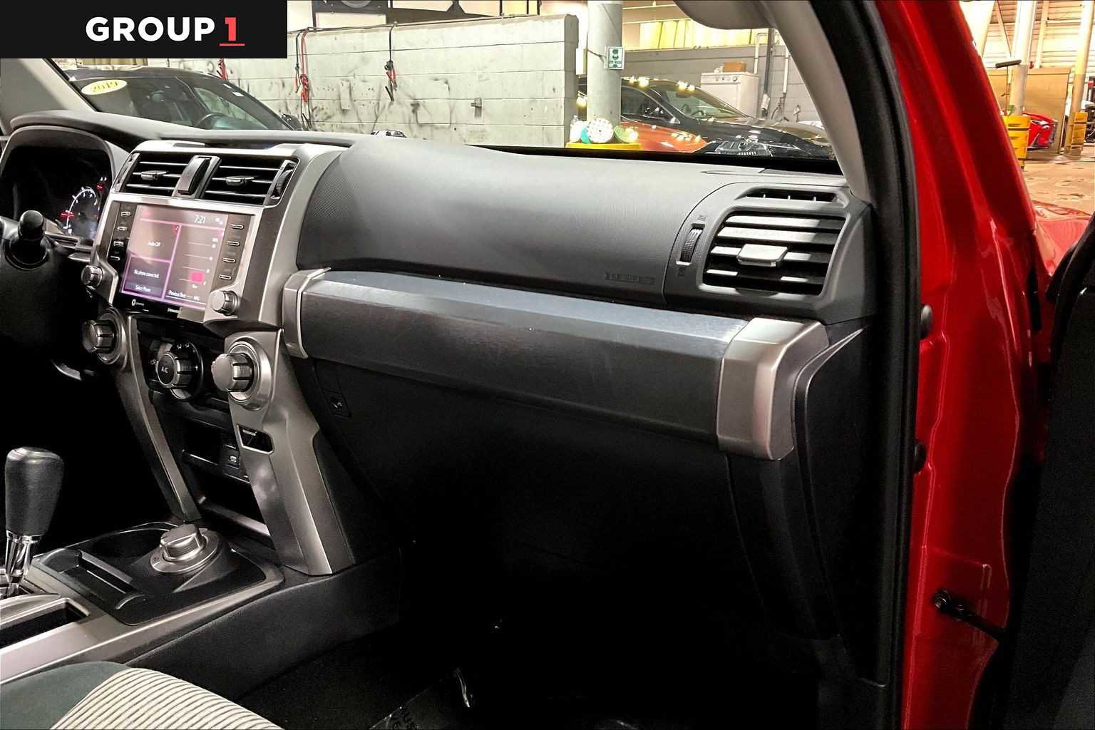 Certified 2024 Toyota 4Runner SR5 AWD/4WD image 19