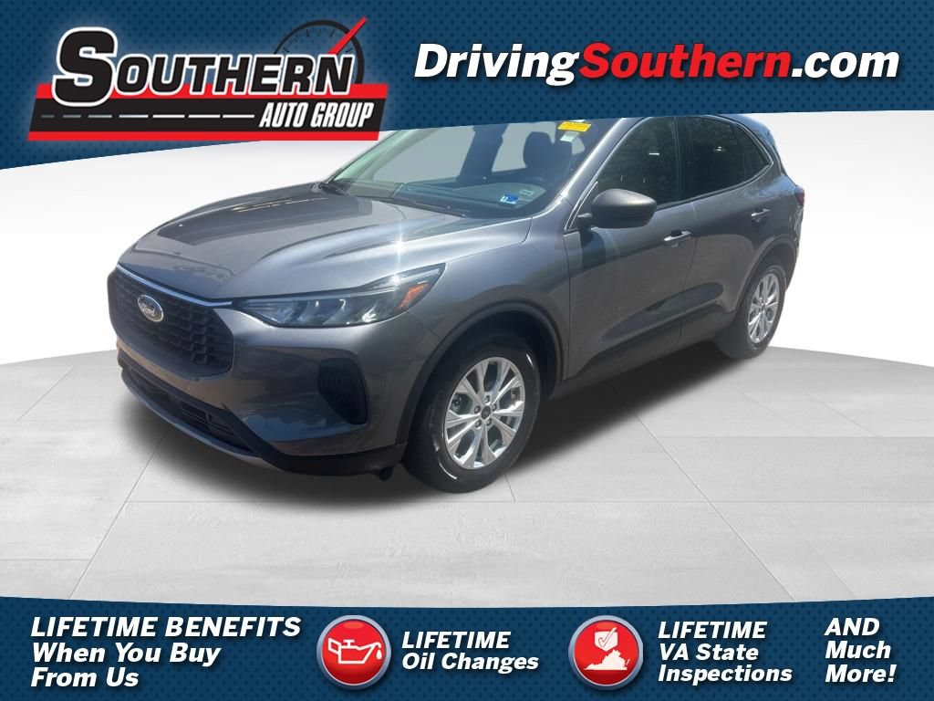 Used 2024 Ford Escape Active FWD image 1