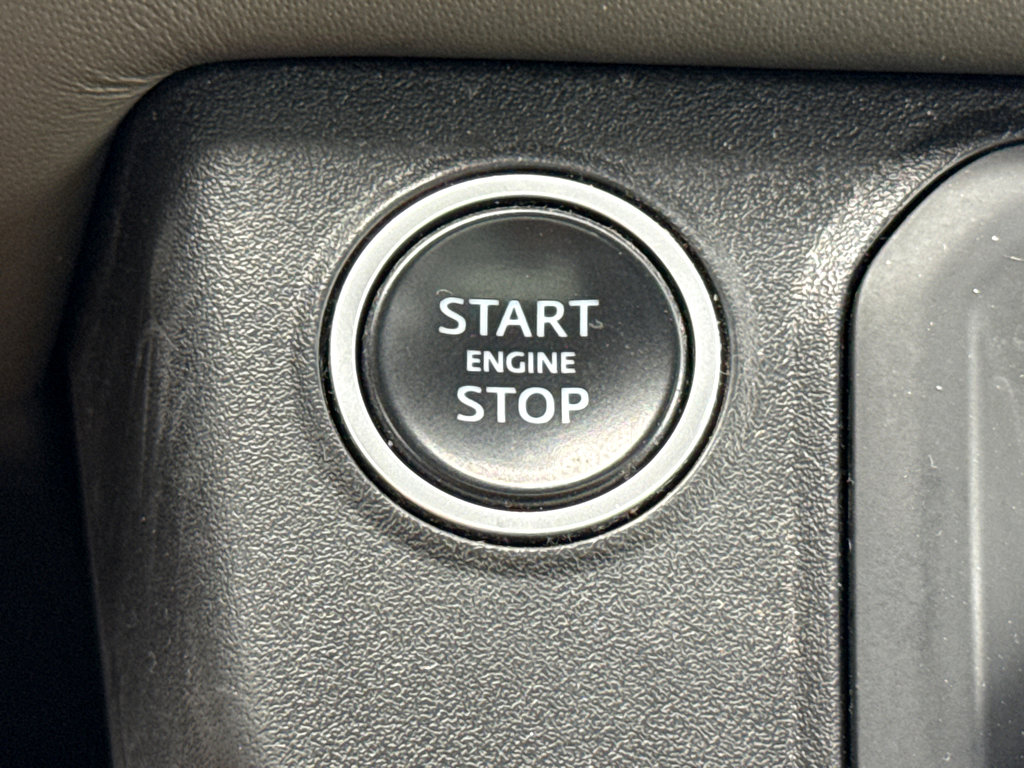 Used 2021 Land Rover Defender 110 X-Dynamic HSE image 18