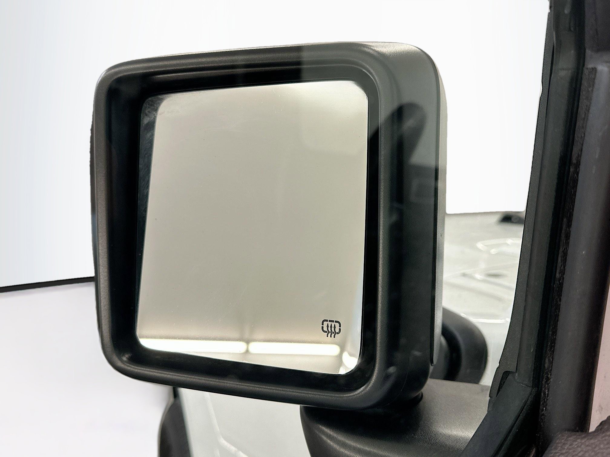 Used 2023 Jeep Wrangler Sahara w/ Cold Weather Group image 16