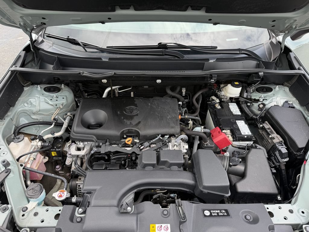 Used 2023 Toyota RAV4 XLE FWD image 15