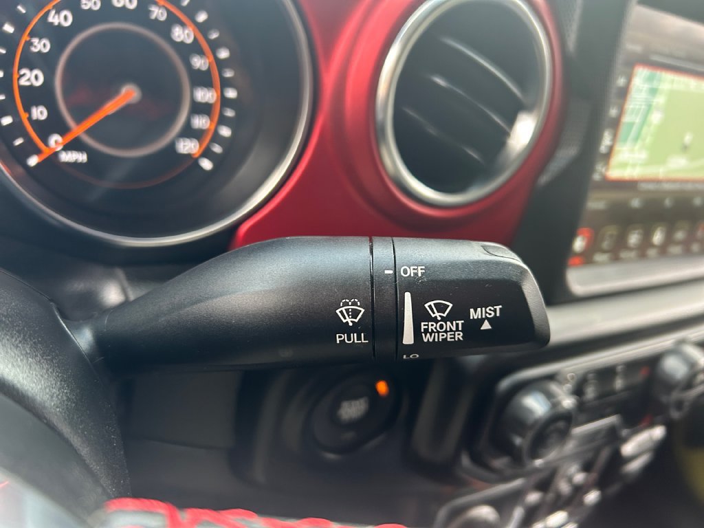 Used 2023 Jeep Gladiator Rubicon w/ LED Lighting Group AWD/4WD image 23