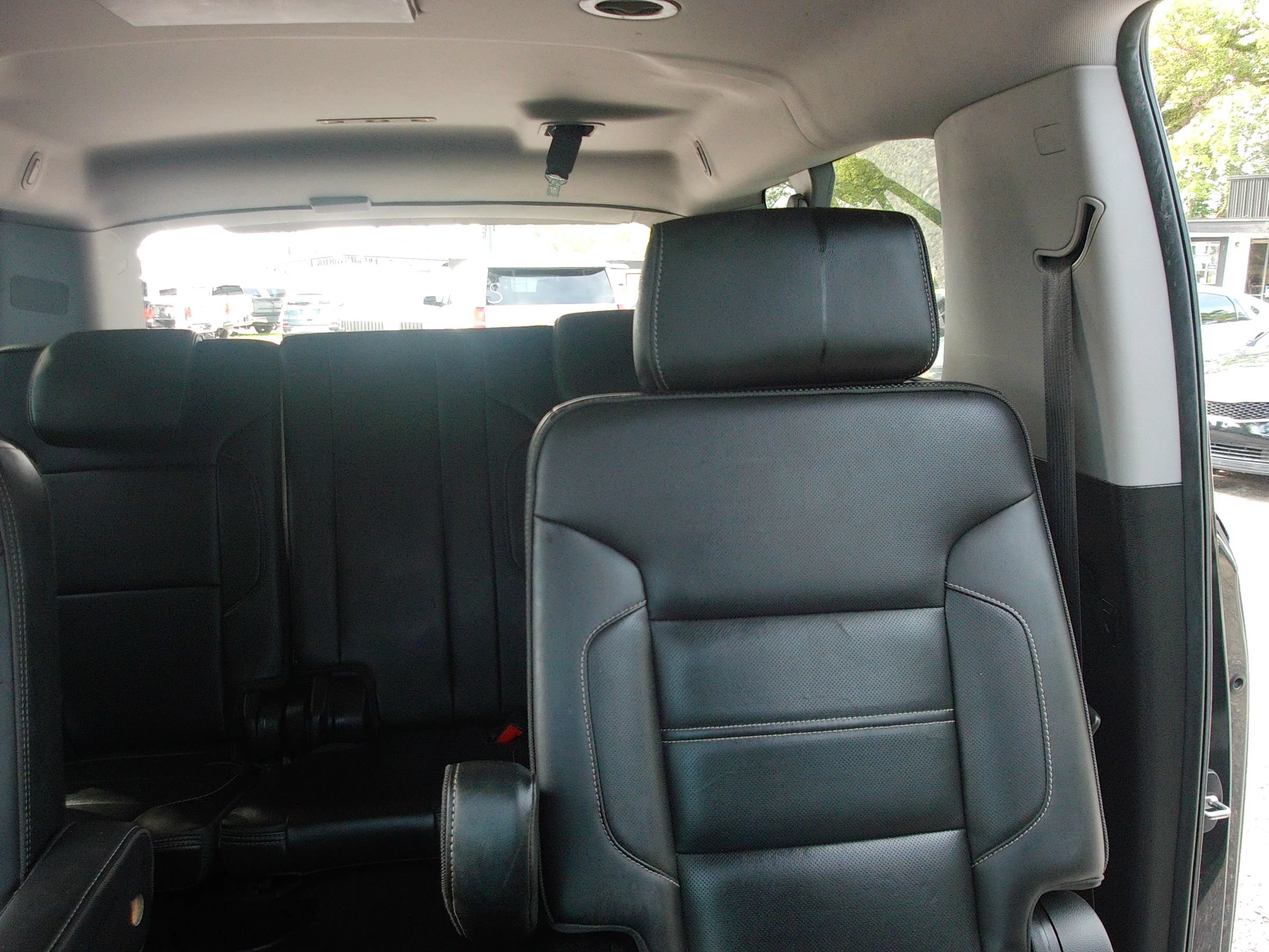 Used 2015 GMC Yukon XL Denali w/ Open Road Package RWD image 24