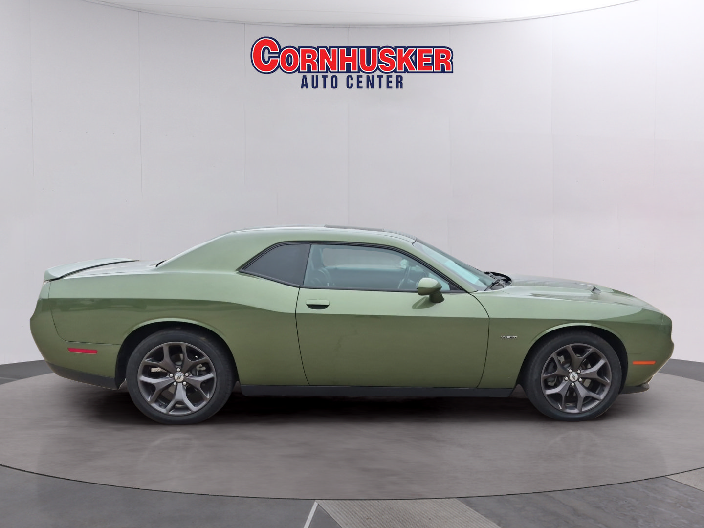 Used 2018 Dodge Challenger R/T Plus RWD image 8