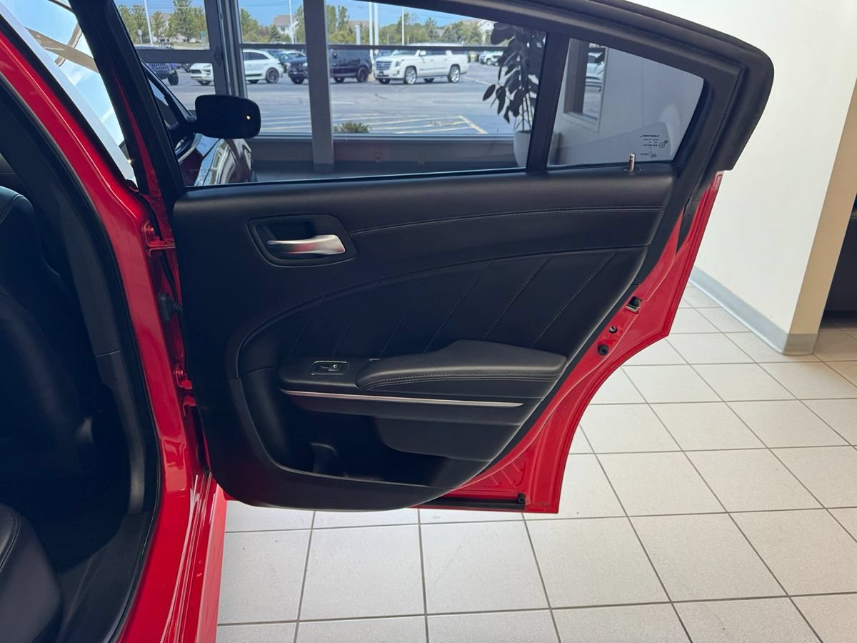 Used 2019 Dodge Charger Scat Pack w/ Dynamics Package RWD image 48
