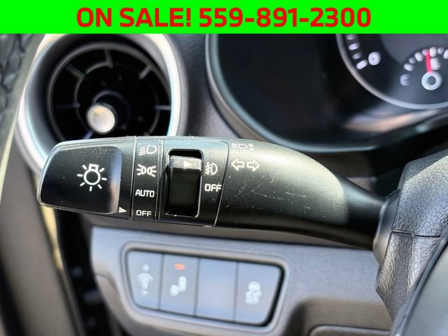 Used 2022 Kia Forte GT-Line w/ GT-Line Premium Package FWD image 13