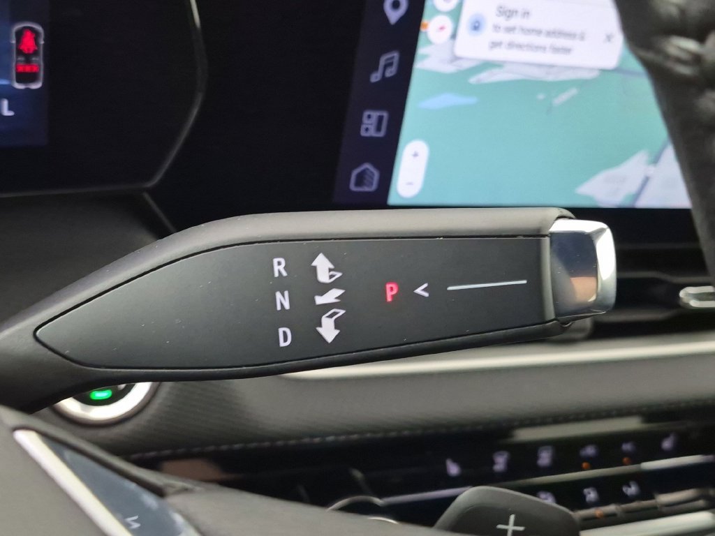 Certified 2026 Chevrolet Equinox LT FWD image 28