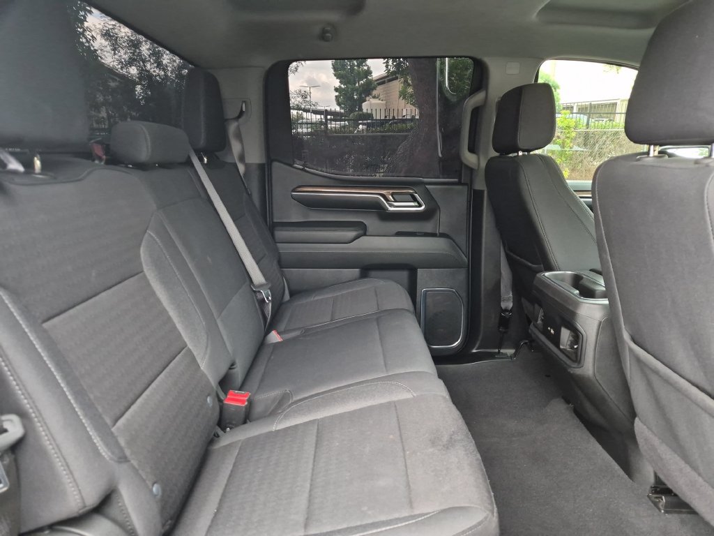 Used 2024 Chevrolet Silverado 1500 RST w/ Z71 Off-Road Package AWD/4WD image 30