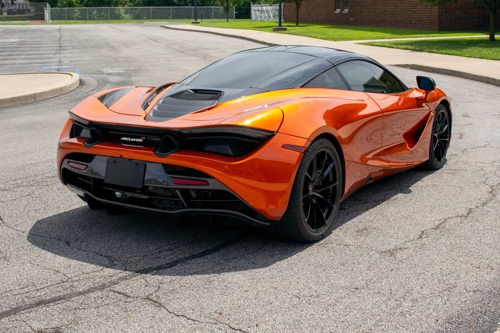 Used 2018 McLaren 720S Performance RWD image 6