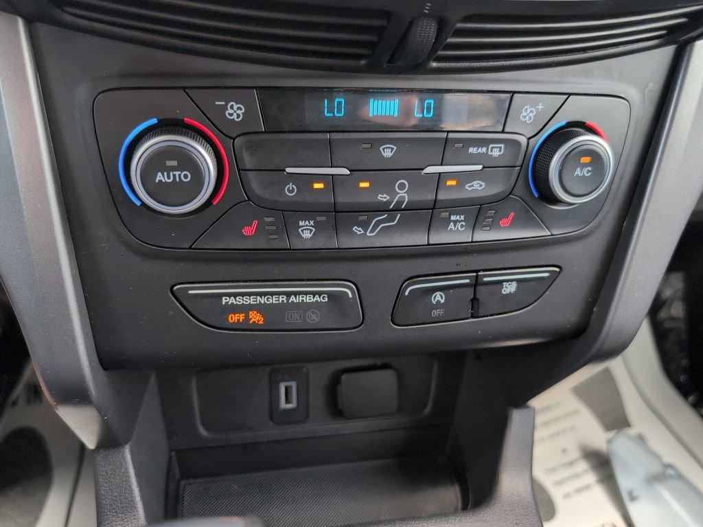 Certified 2018 Ford Escape SEL FWD image 19
