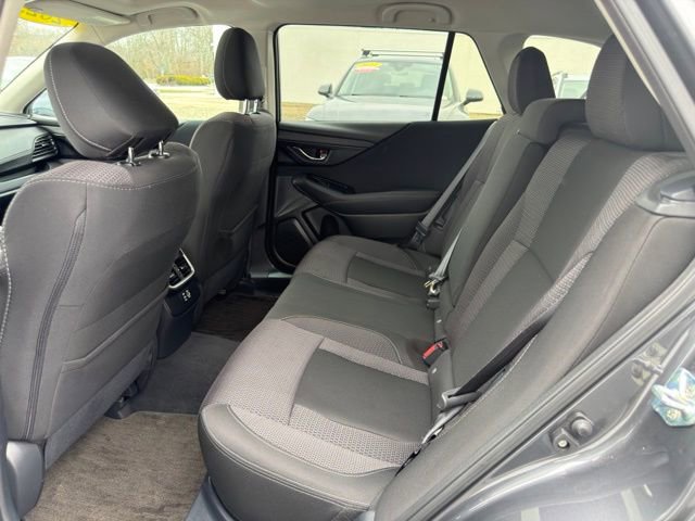 Used 2025 Subaru Outback Premium AWD/4WD image 23