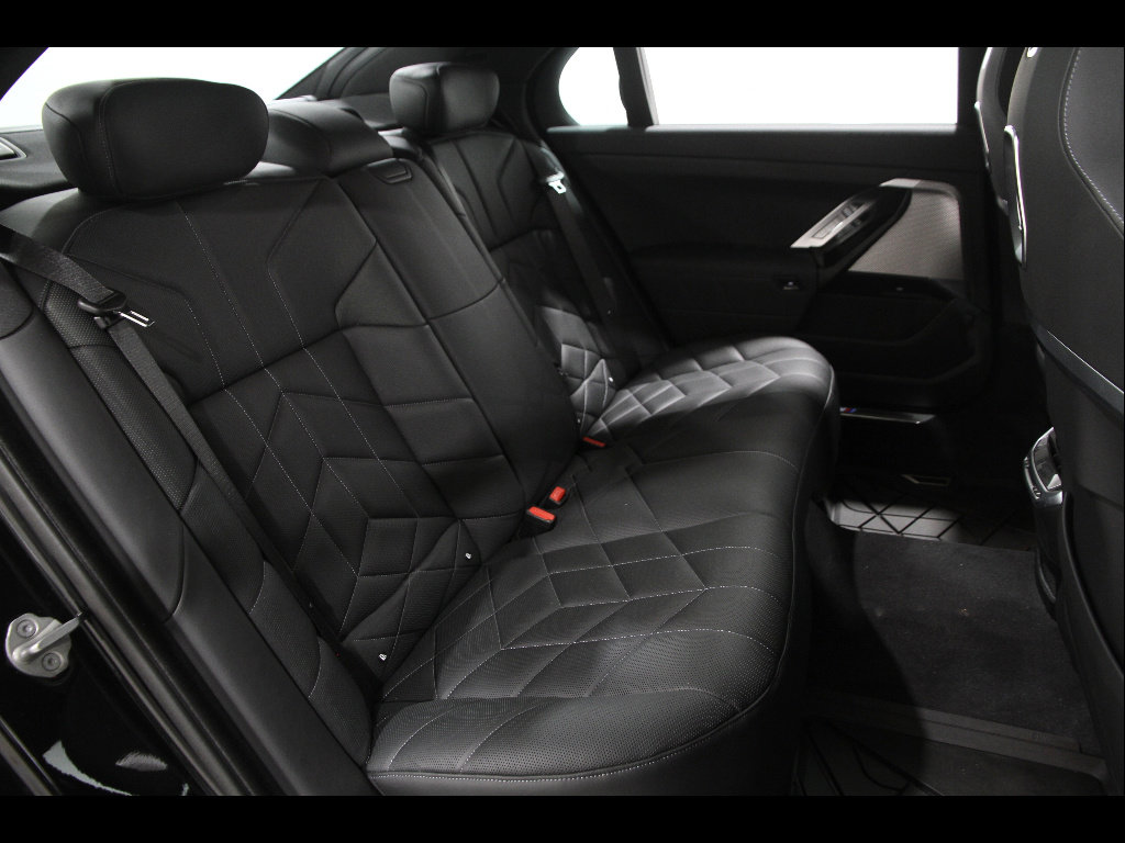 Certified 2024 BMW 760i xDrive AWD/4WD image 18