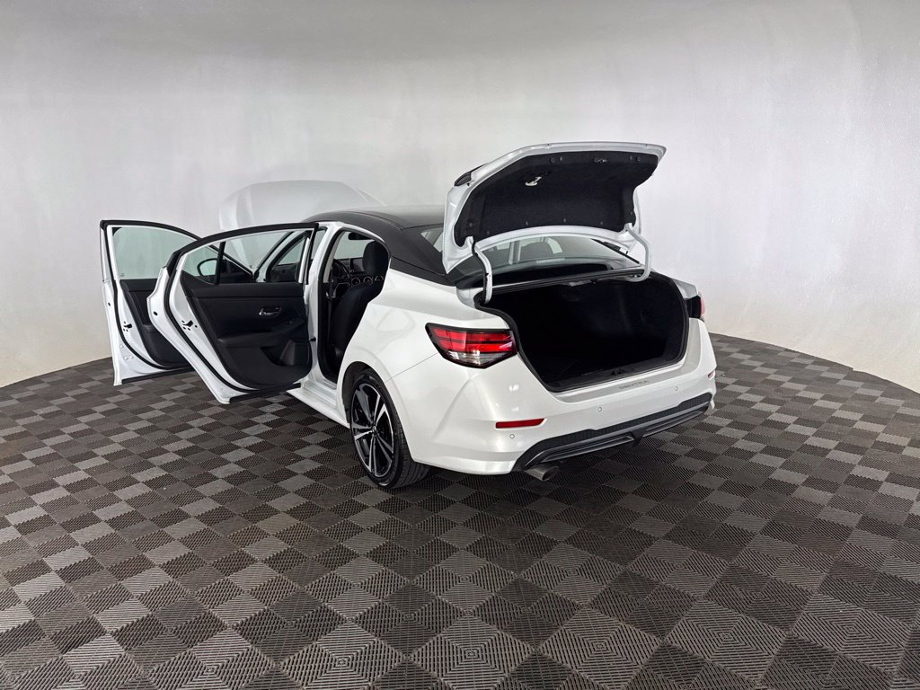 Used 2021 Nissan Sentra SR FWD image 26