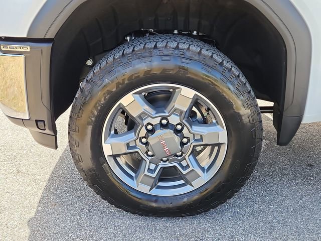 New 2026 GMC Sierra 2500 SLT w/ SLT Premium Package image 6