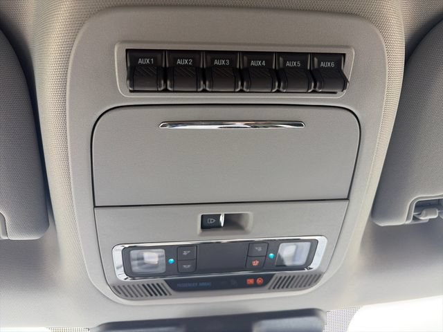Used 2025 Ford F350 Lariat w/ Lariat Ultimate Package AWD/4WD image 22