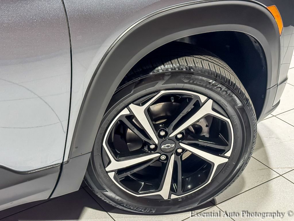 Used 2022 Chevrolet TrailBlazer RS w/ Technology Package AWD/4WD image 13
