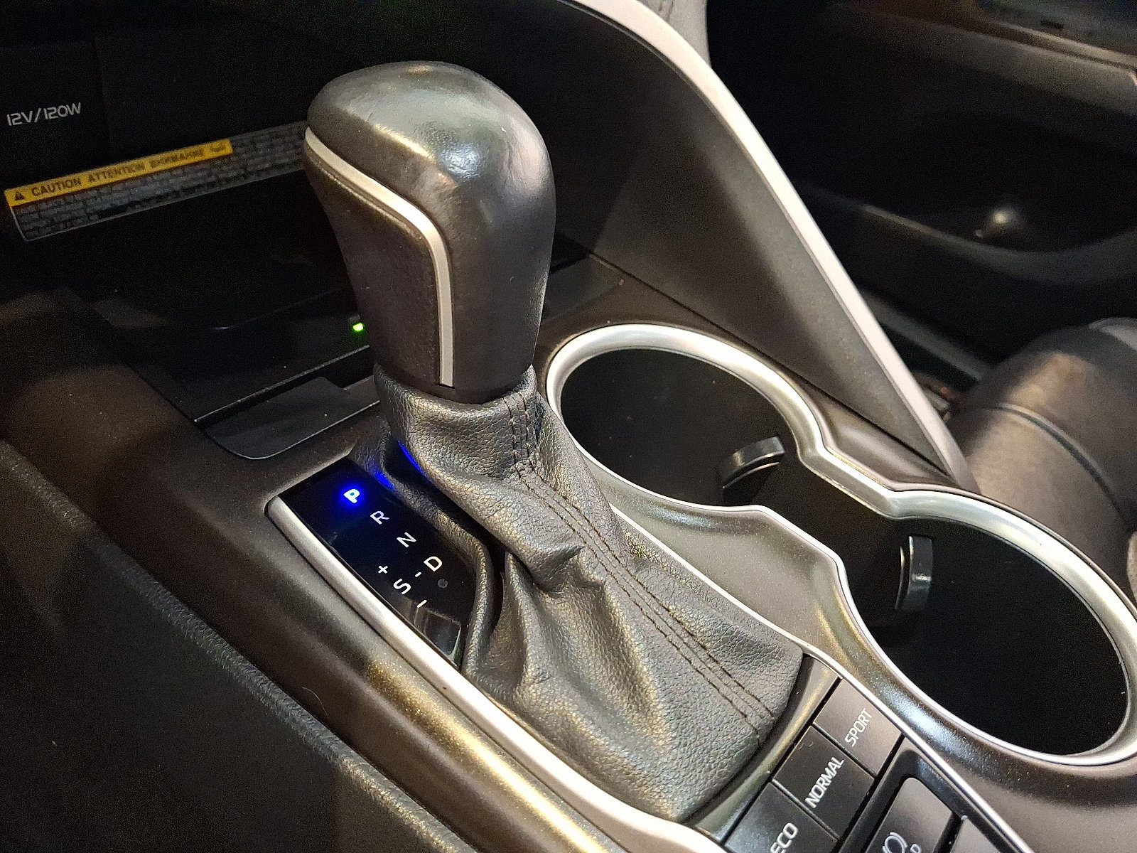 Certified 2021 Toyota Camry XLE AWD/4WD image 14