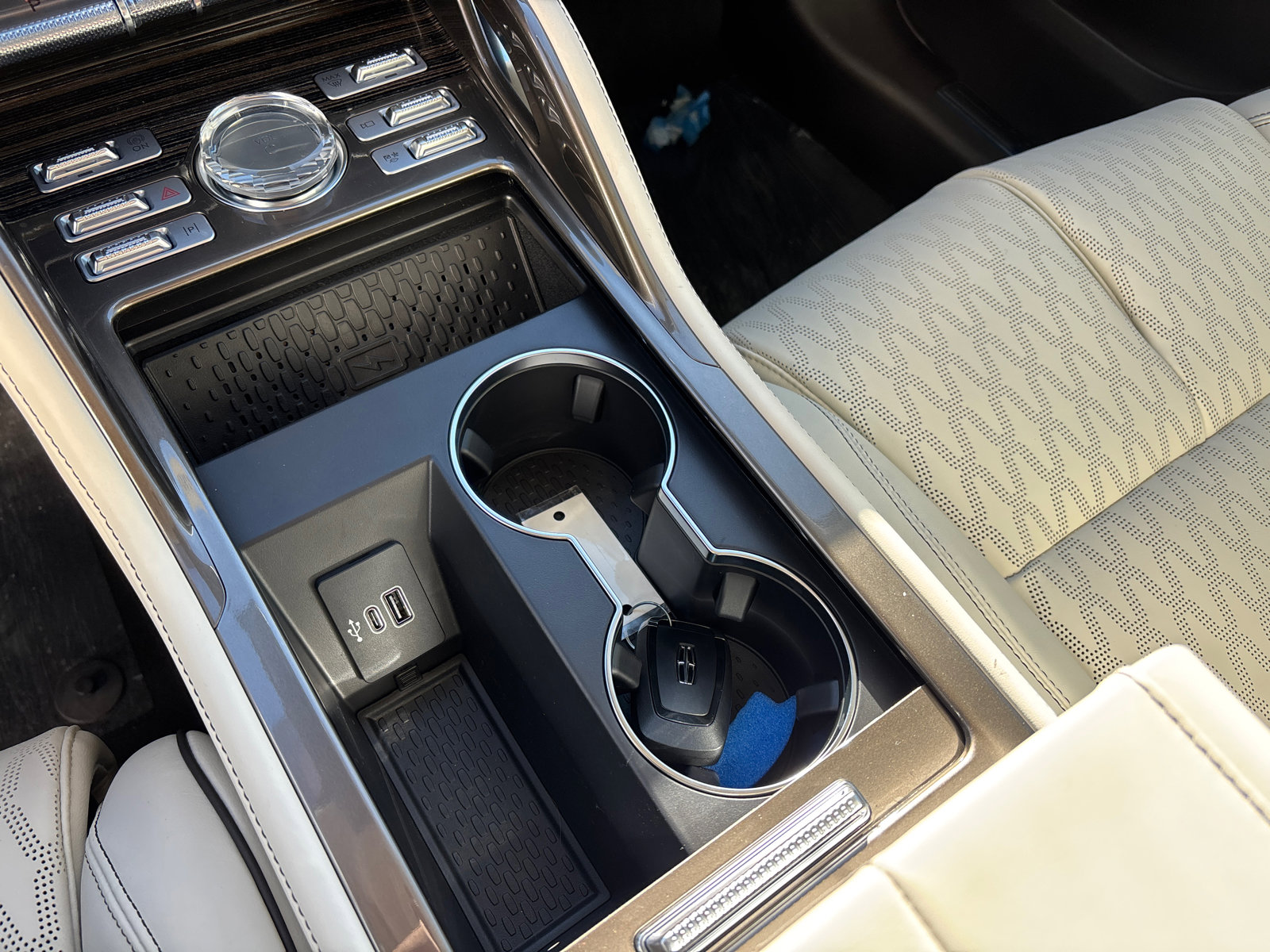 New 2026 Lincoln Nautilus Black Label w/ Jet Appearance Package image 25