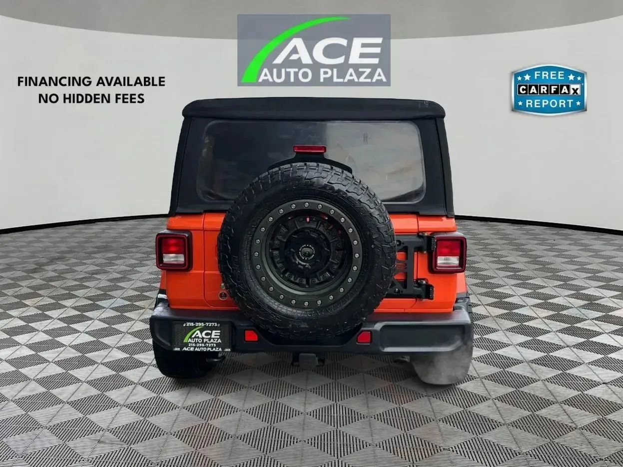 Used 2018 Jeep Wrangler Unlimited Sahara w/ Dual Top Group image 6