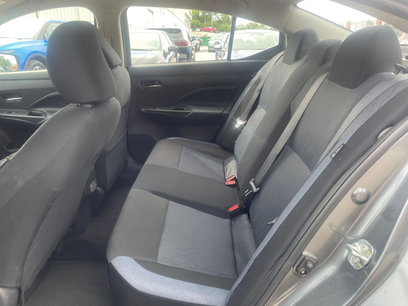 Used 2025 Nissan Versa SV FWD image 17