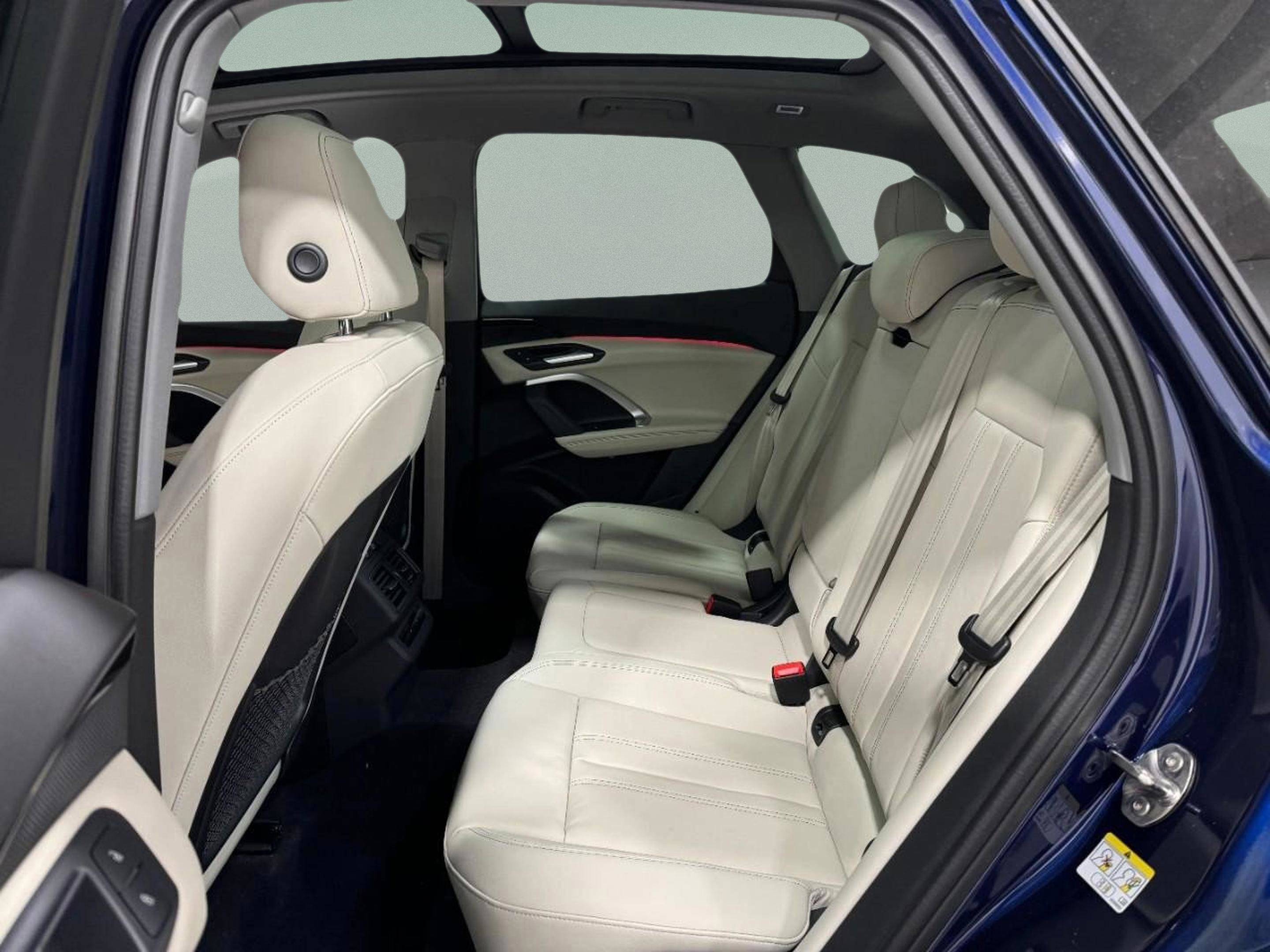 New 2025 Audi Q5 Premium image 8