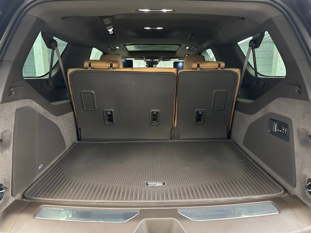 New 2026 Cadillac Escalade ESV Luxury w/ Touring Package image 25