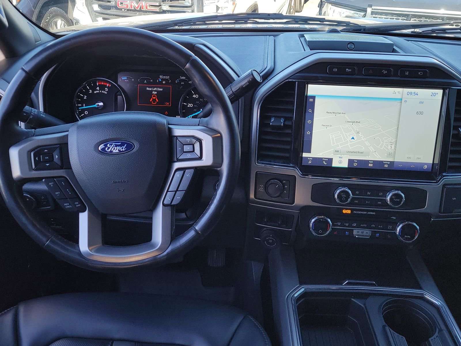 Used 2022 Ford F350 Platinum image 9