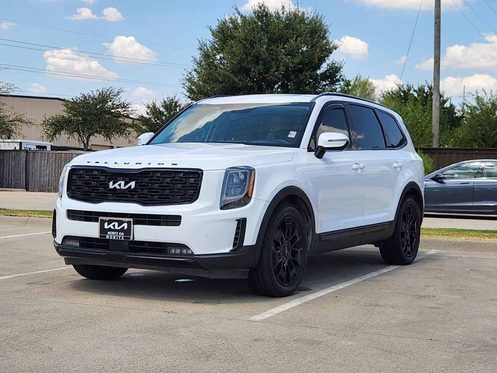 Used 2022 Kia Telluride SX w/ SX Prestige Package AWD/4WD image 3