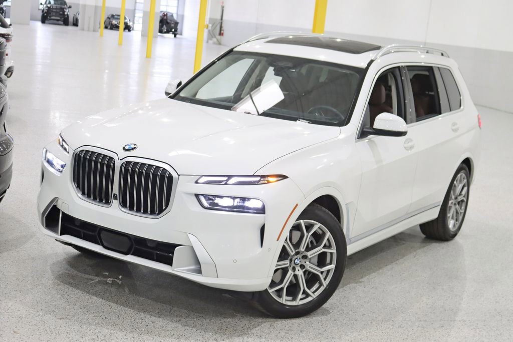 Used 2024 BMW X7 xDrive40i image 5