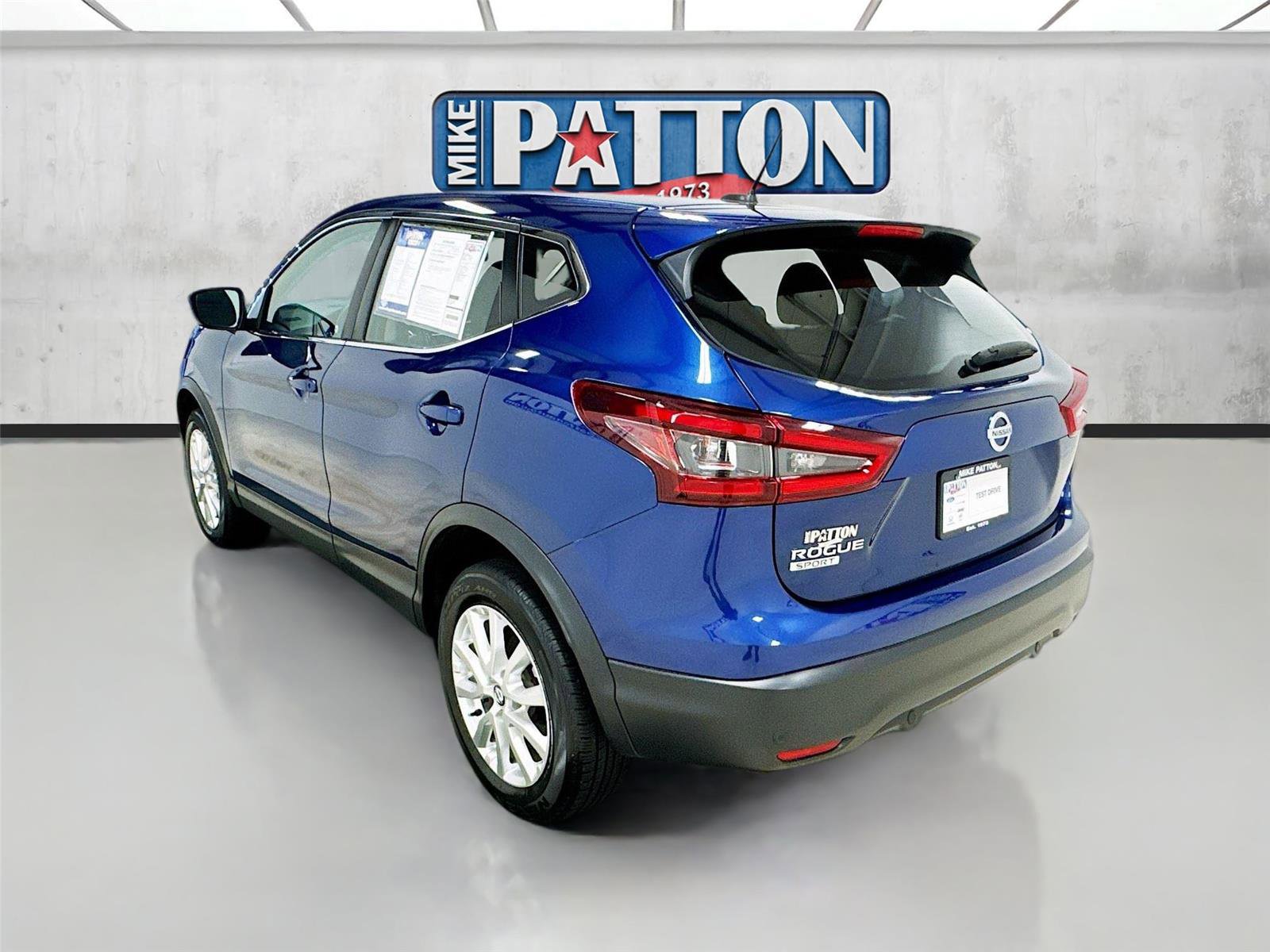Used 2021 Nissan Rogue Sport S image 5