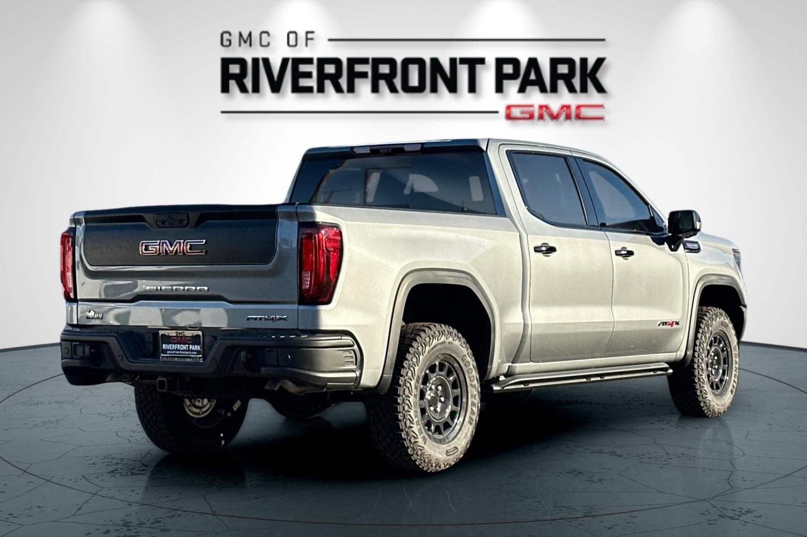 New 2026 GMC Sierra 1500 AT4X w/ AT4X AEV Edition image 3