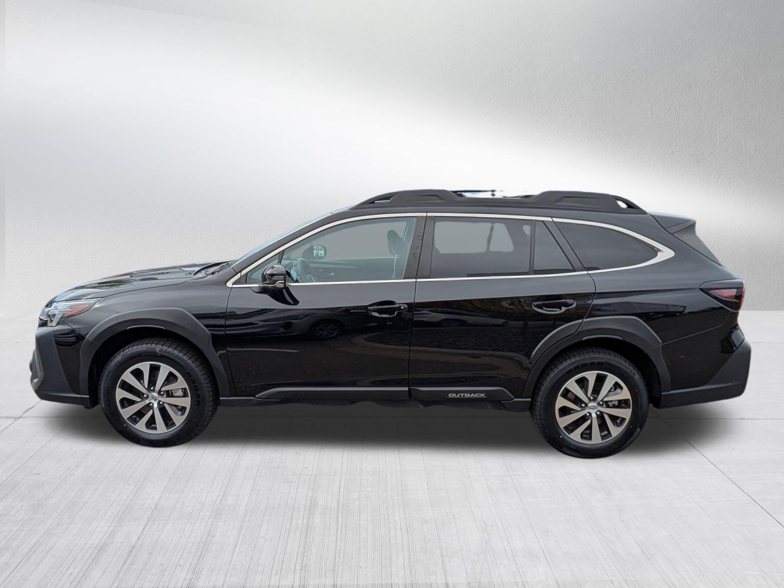 Certified 2025 Subaru Outback Premium AWD/4WD image 4
