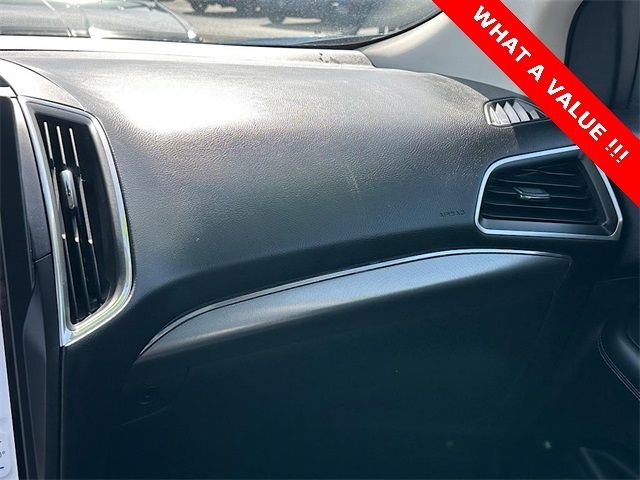 Used 2024 Ford Edge Titanium image 24