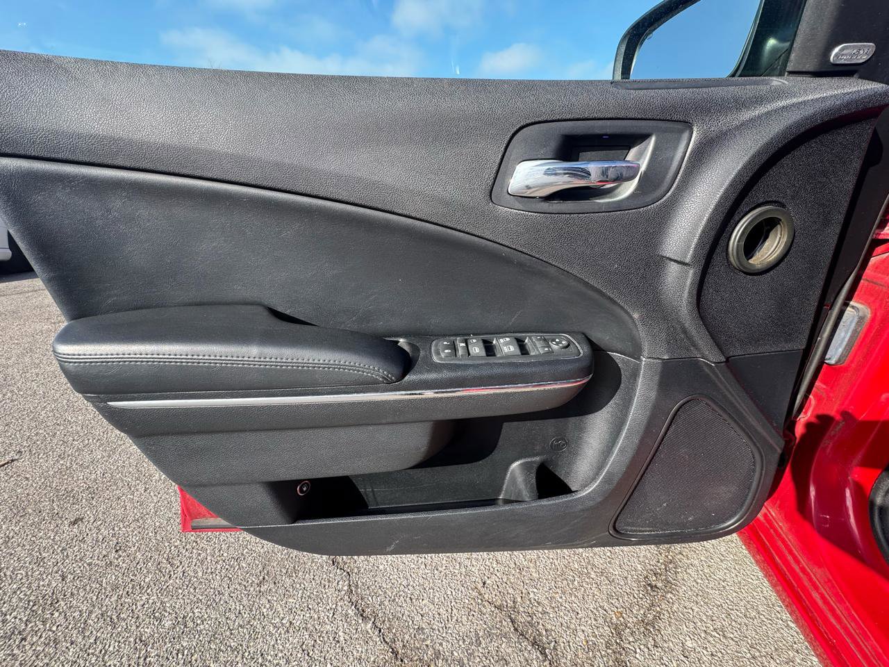 Used 2012 Dodge Charger SXT w/ Sport Appearance Group image 12