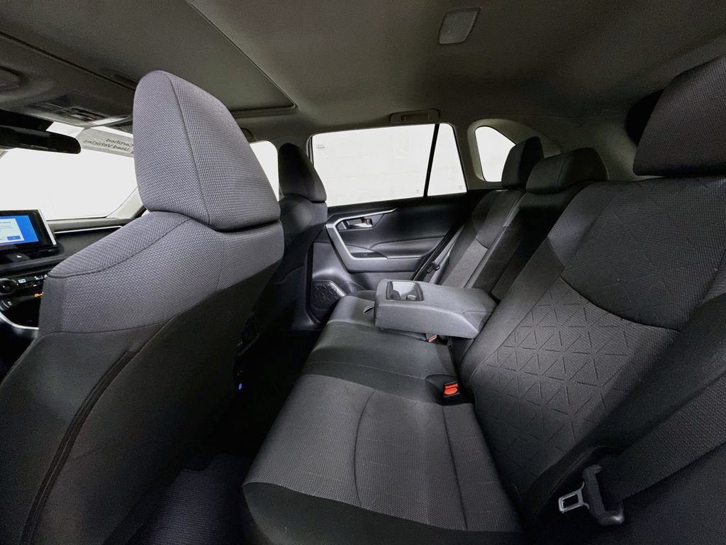 Certified 2025 Toyota RAV4 XLE w/ Convenience Package FWD image 25