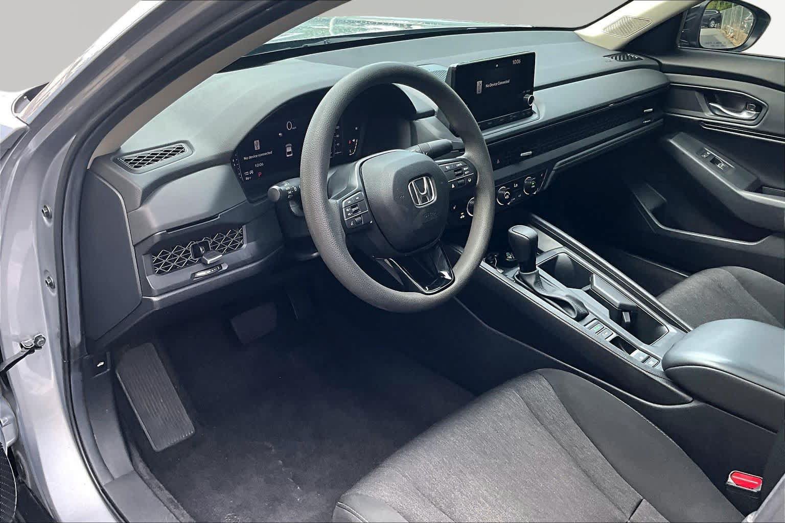 Used 2024 Honda Accord EX image 18