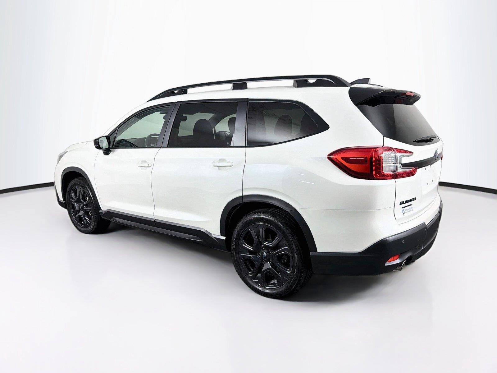 Used 2025 Subaru Ascent Onyx Edition AWD/4WD image 9