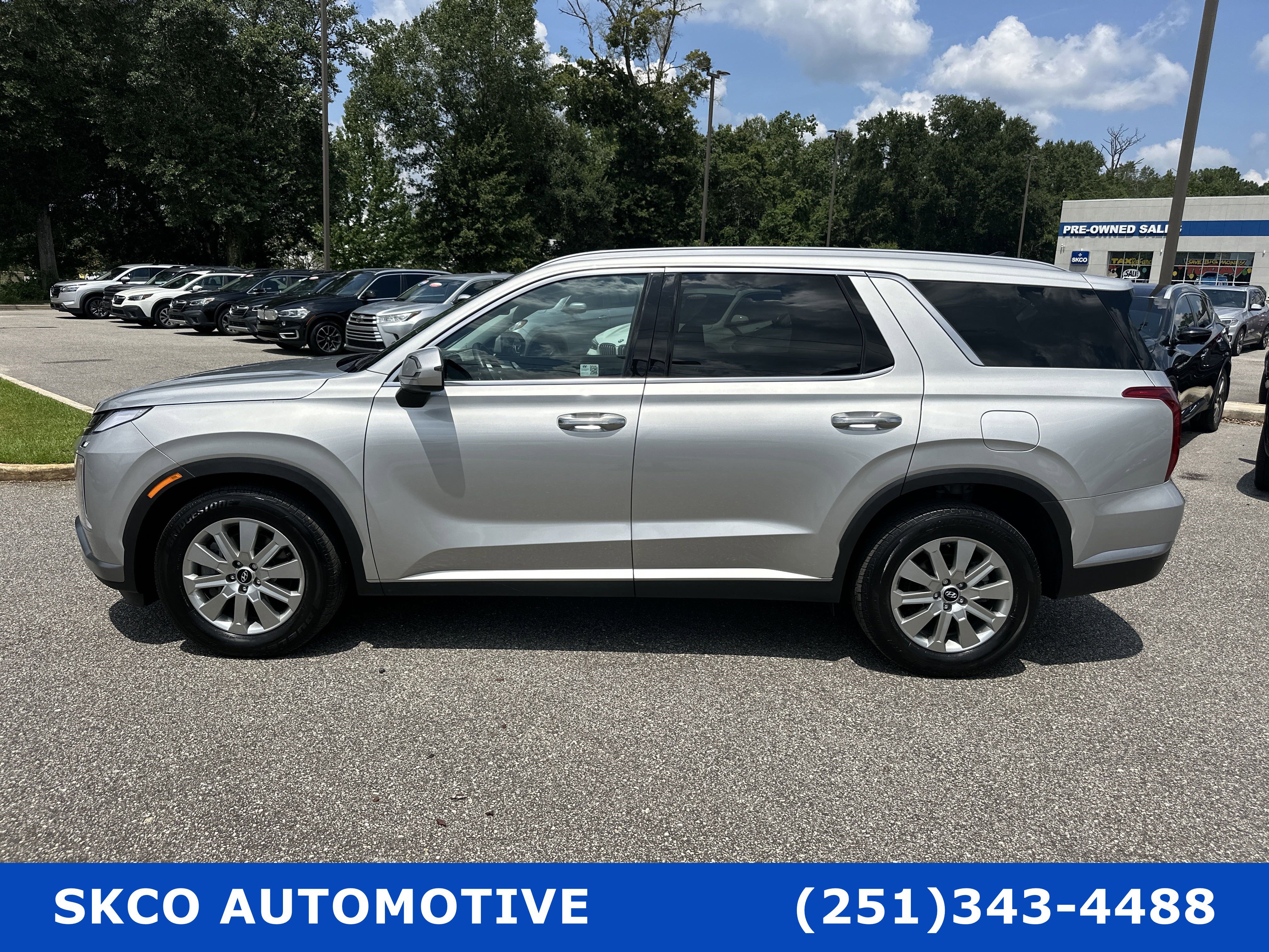 Used 2024 Hyundai Palisade SEL image 2