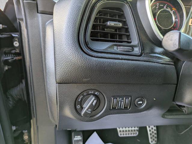 Used 2015 Dodge Challenger SXT Plus image 13