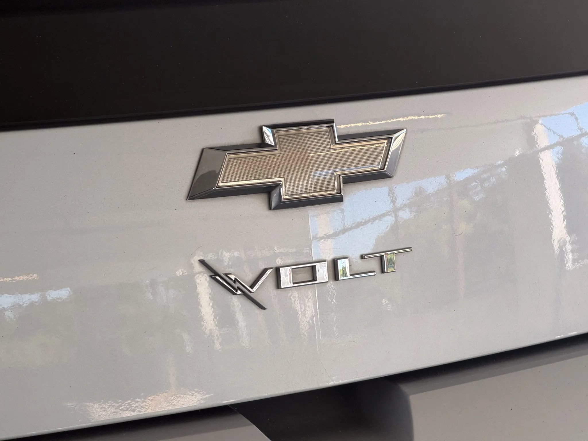 Used 2015 Chevrolet Volt FWD image 12